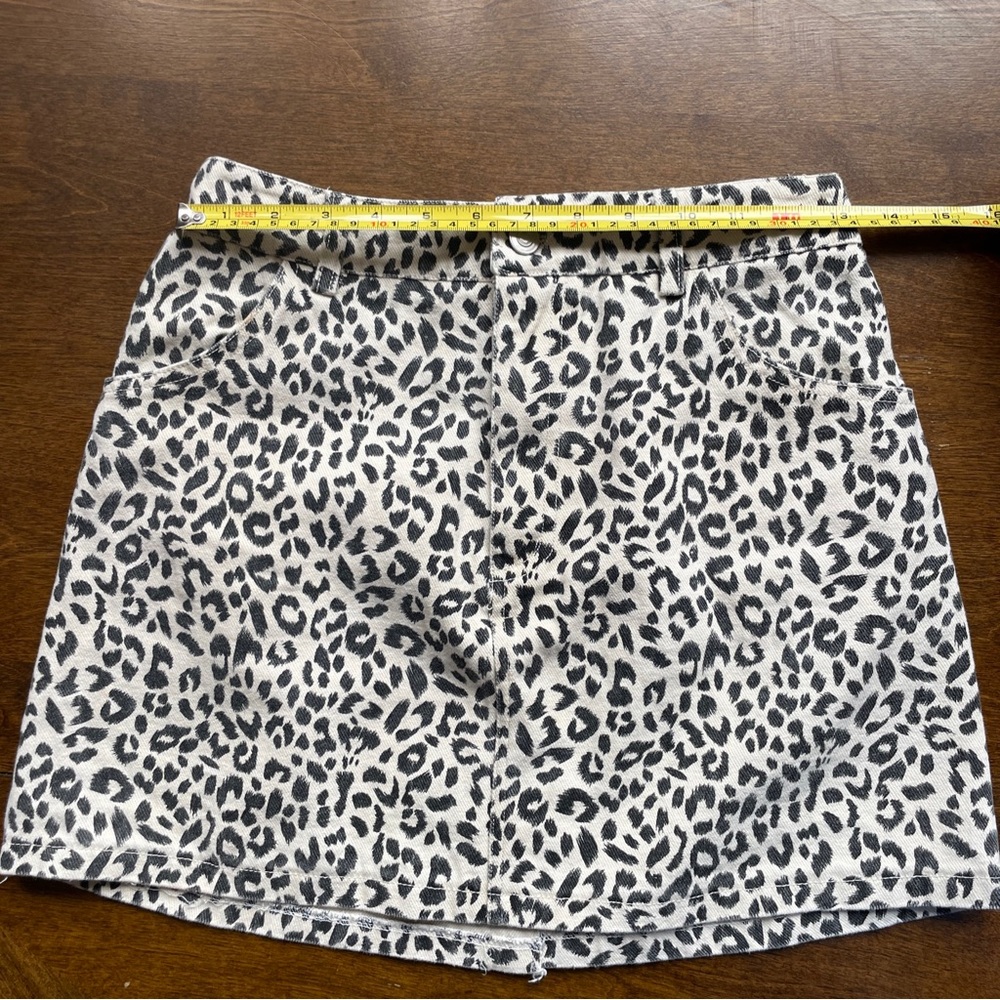 now One Cares Denim Mini Skirt animal Print leopard cheetah womens Size S